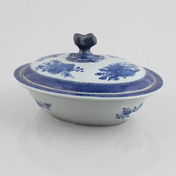 A blue and white porcelain dish with cover, China, Jiaqing (1796-1820).