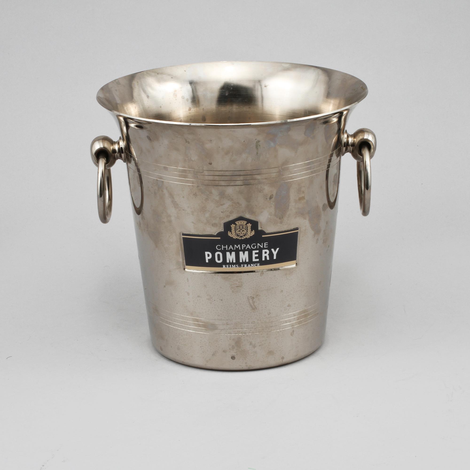 CHAMPAGNEKYLARE, vitmetall, 1900-talets slut/2000-talets början.