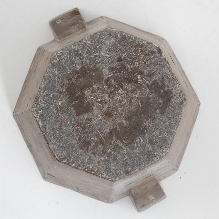 Mortel med stöt, omkring år 1800, Gustaviansk.