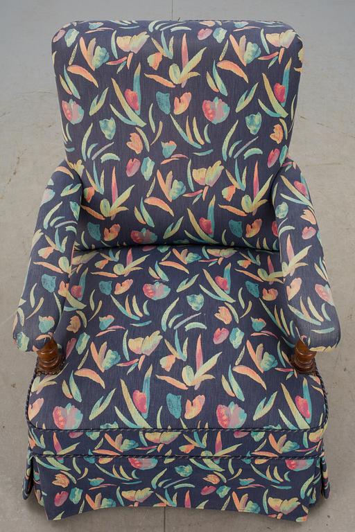 FÅTÖLJ, omkring 1900.