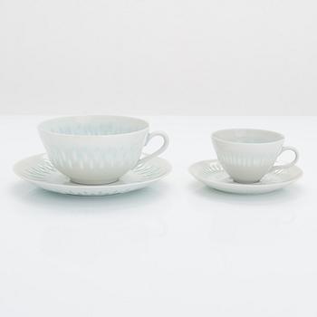 Friedl Holzer-Kjellberg, tea and mocha/espresso set, 19 pairs, rice porcelain, signed F.H.Kj Arabia.