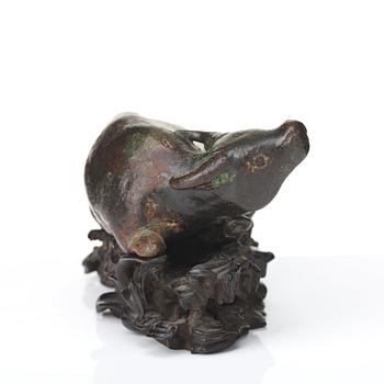 A bronze scultpure of a water buffalo, Ming dynasty (1368-1644).