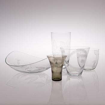 A set of five art glass export pieces to USA, signed FK - Notsjoe.