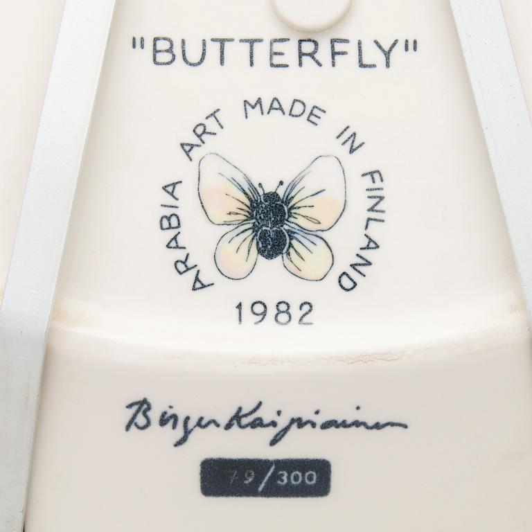 BIRGER KAIPIAINEN, FAT, keramik, "Butterfly", Arabia Art 1982, signerat och numrerat 79/300.