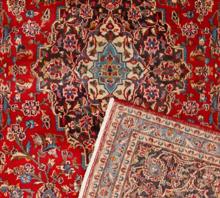 MATTA, Meshed, 382 x 297 cm.