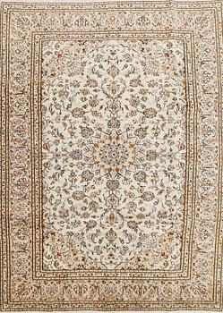 A Keshan rug, 301 x 197 cm.