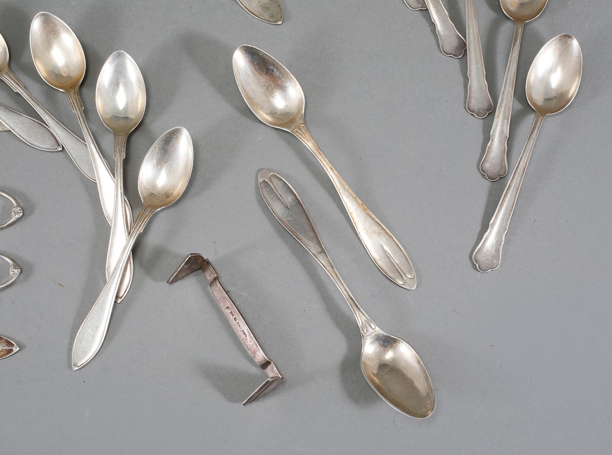 PARTI SILVER, 19 delar, bl a GAB, Stockholm, 1900-tal, vikt 319 gram.