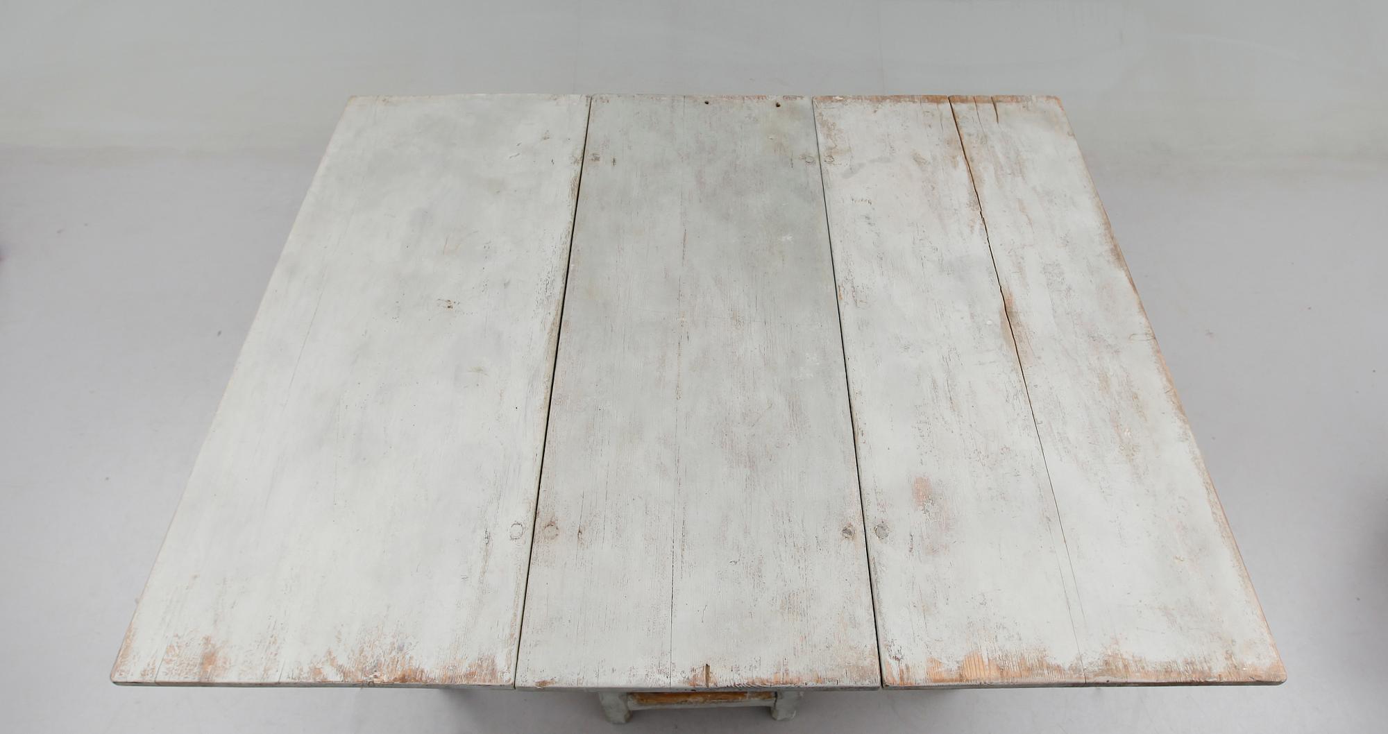 SLAGBORD, 1800-talets första hälft.
