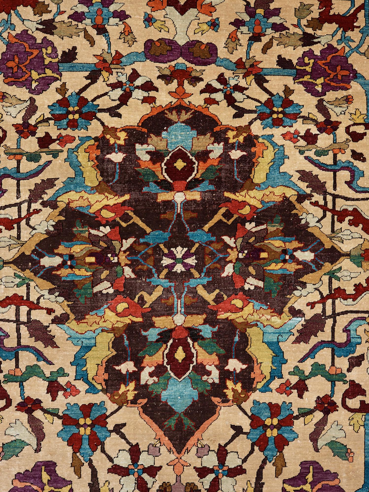 MATTA. Antik silke Keshan s.k. Motachem. 202,5 x 136,5 cm.