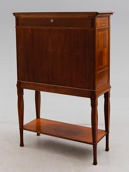 SKÅP, Aktiebolaget Mobilia, 1900-talets första hälft.