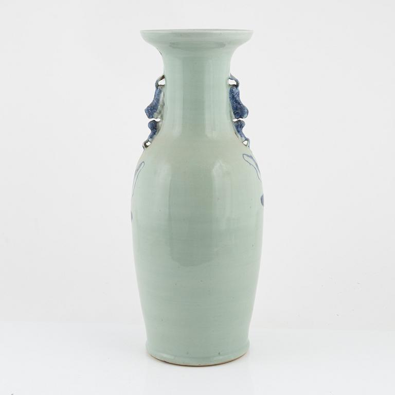 Golvvas, Kina, porslin, Qingdynastin, sent 1800-tal.