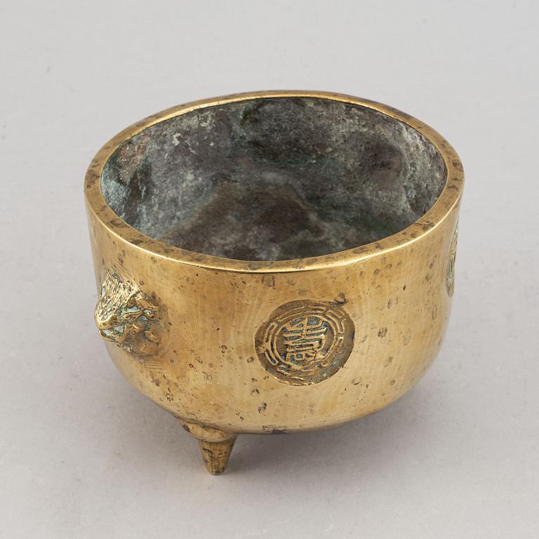 A Chinese polihsed cencer, mid 20th Century.