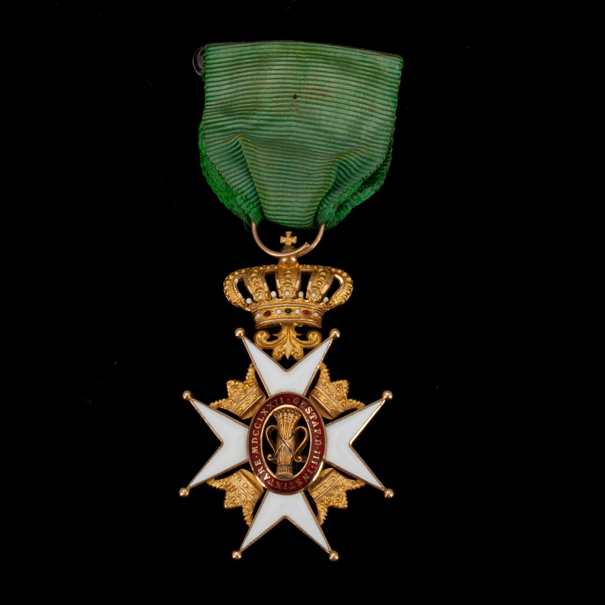 KRASCHAN, Vasaorden, 18K guld och emalj. Totalvikt 18 g.