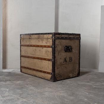 TRUNK by Louis Vuitton from late 19ths cent.