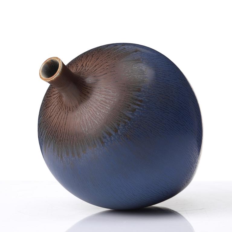 Berndt Friberg, a stoneware vase, Gustavsberg studio, Sweden 1978.