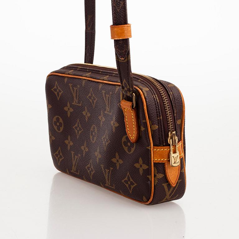 Louis Vuitton, a monogram 'Marly Bandoulière' bag.
