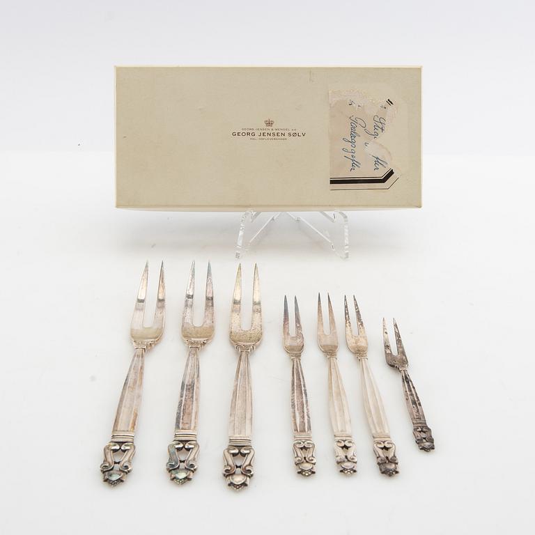 Johan Rohde, forks 7 dlr "Konge/Achorn" sterling silver for Georg Jensen after 1945.