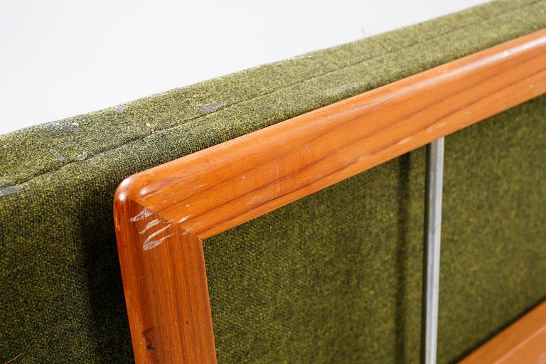 A sofa 417 and a table 519, Peter Hvidt & Orla Mörgaard Nielsen, Minerva series, France & Daverkosen, Denmark, 1950s.