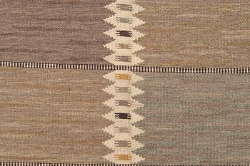 Barbro Nilsson, matta, "Salerno grå" ("Kristianstad"), rölakan, 322,5  x 205,5 cm, signerad AB MMF BN.