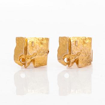 Björn Weckström, a pair of 14K gold 'Elephants' cufflinks, Lapponia 1970.