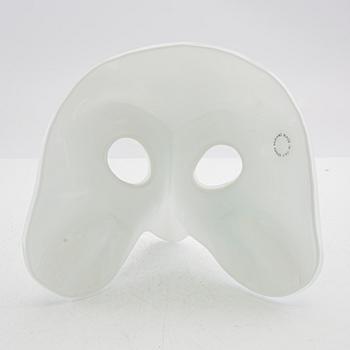 Masker 2 st Venini Iltalien signerade och daterad 93/2002.