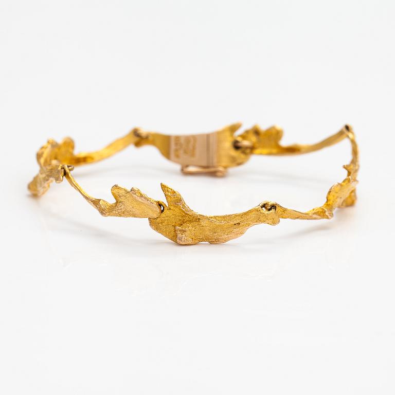 Björn Weckström, Armband "Mariehand", 14K guld. Lapponia 1968.