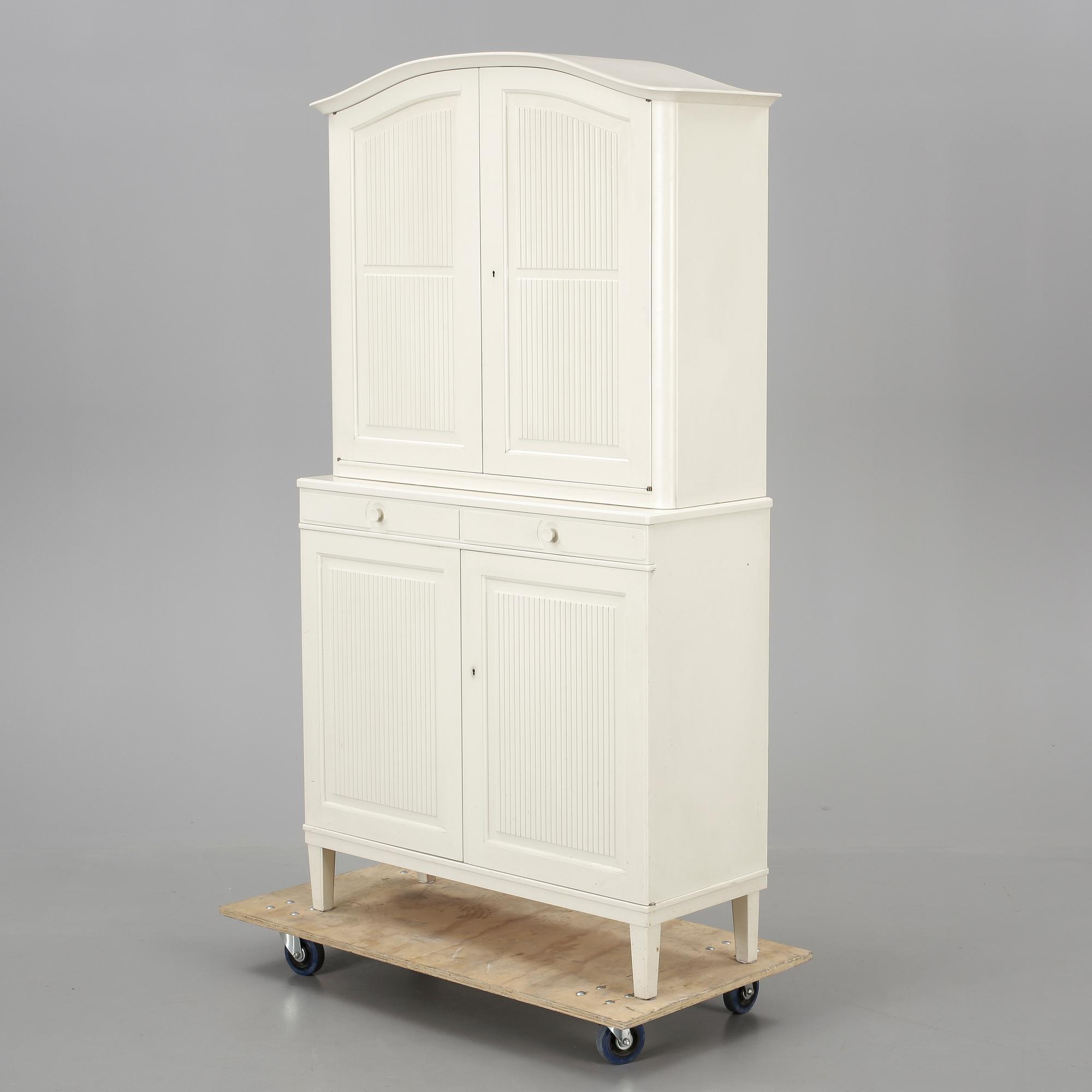 SKÅP, "Herrgården", Carl Malmsten, Bodafors, 1960-tal.