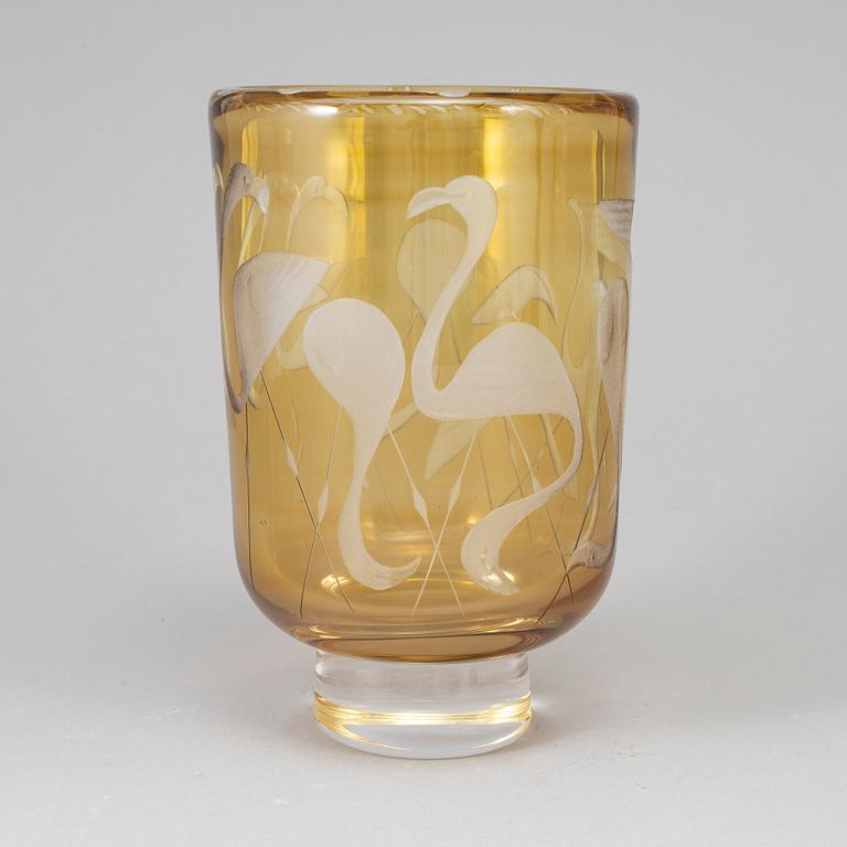 A Vicke Lindstrand engraved glass vase, Kosta, Sweden 1950-60's.