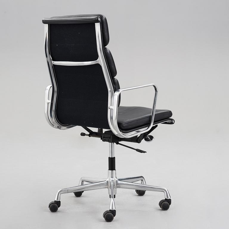 Charles & Ray Eames, an office chair, "EA-219", for Vitra.