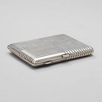 SAVUKERASIA, hopeaa, Venäjä 1900-luvun alku, leimattu AOAM3. Paino 188 g.