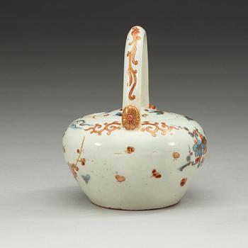 TEKANNA med LOCK, porslin. Japan, Edo (1603-1868).