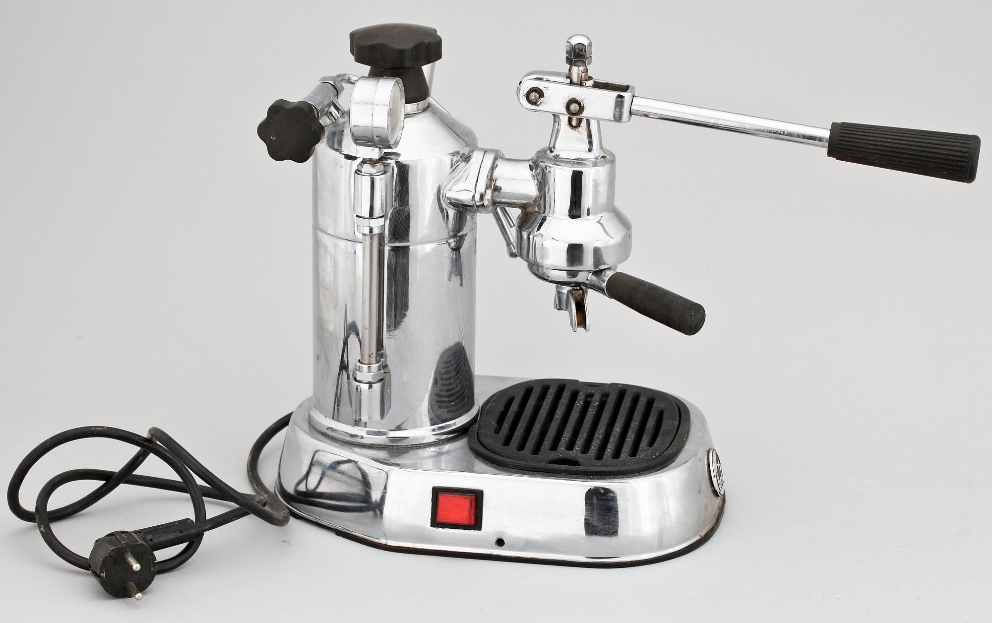 ESPRESSOMASKIN MED TRYCKMÄTARE, Pavoni, 1900 talets senare del.