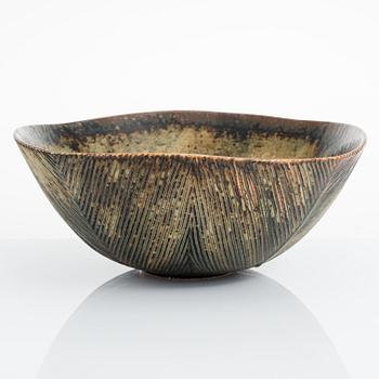 AXEL SALTO, a stonware bowl signed Salto, Royal Copenhagen.