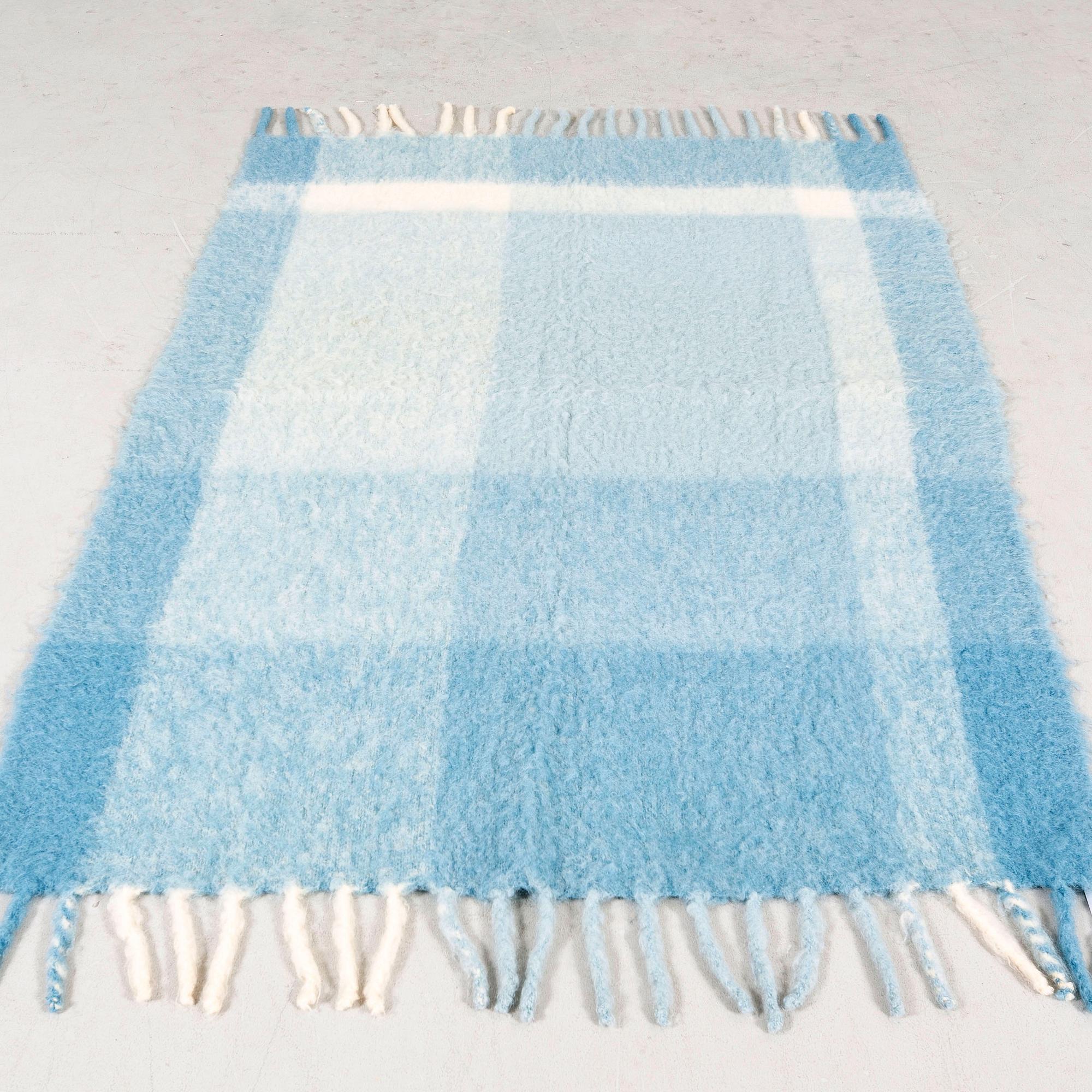 Lena Rewell, pläd, Lena Rewell Textile Studio, Finland sent 1900-tal mohair ca 180x135 cm.