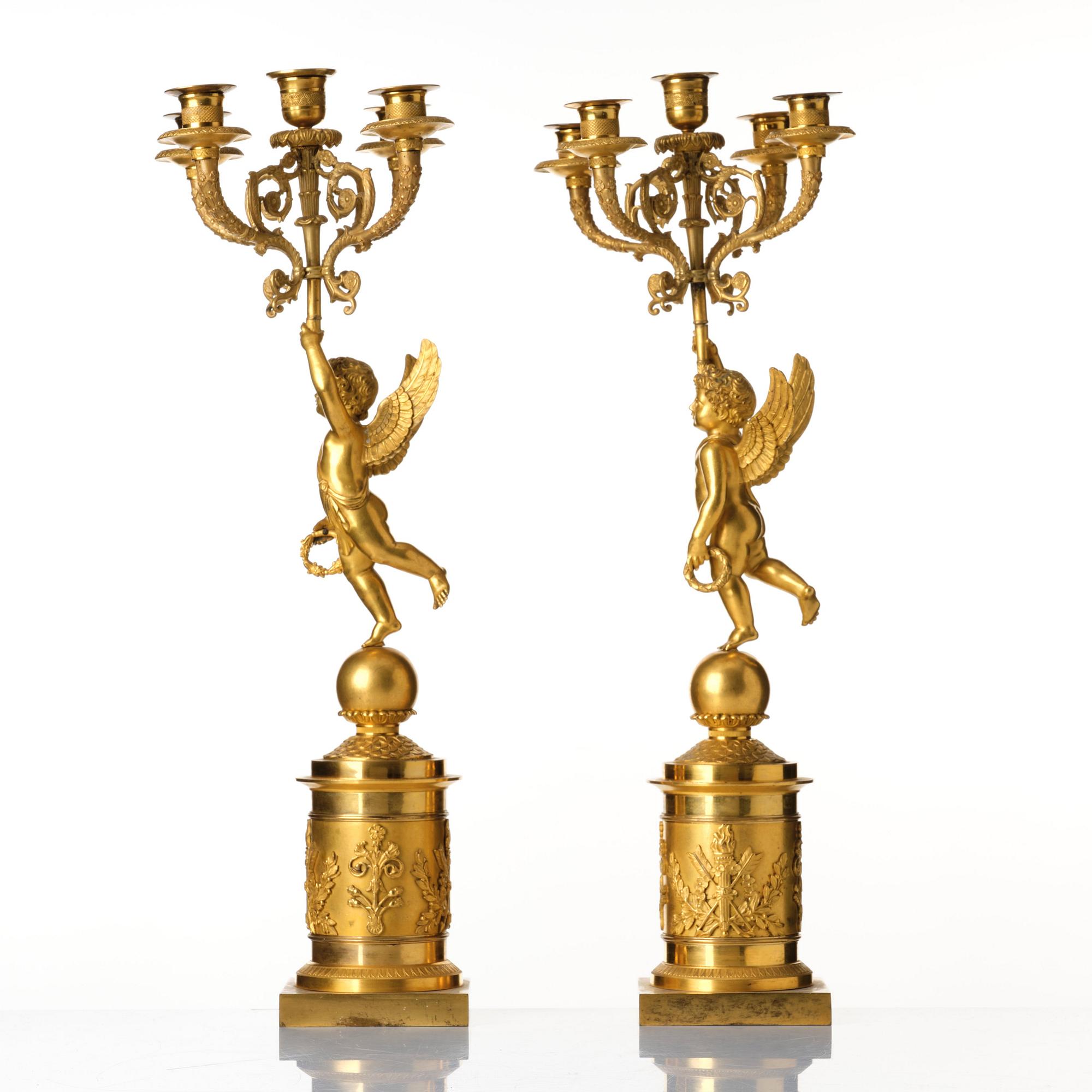 Kandelabrar, ett par, för fem ljus, Frankrike 1800-talets första del, Empire.