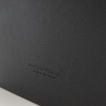 Bottega Veneta, bag, "Medium Garda".