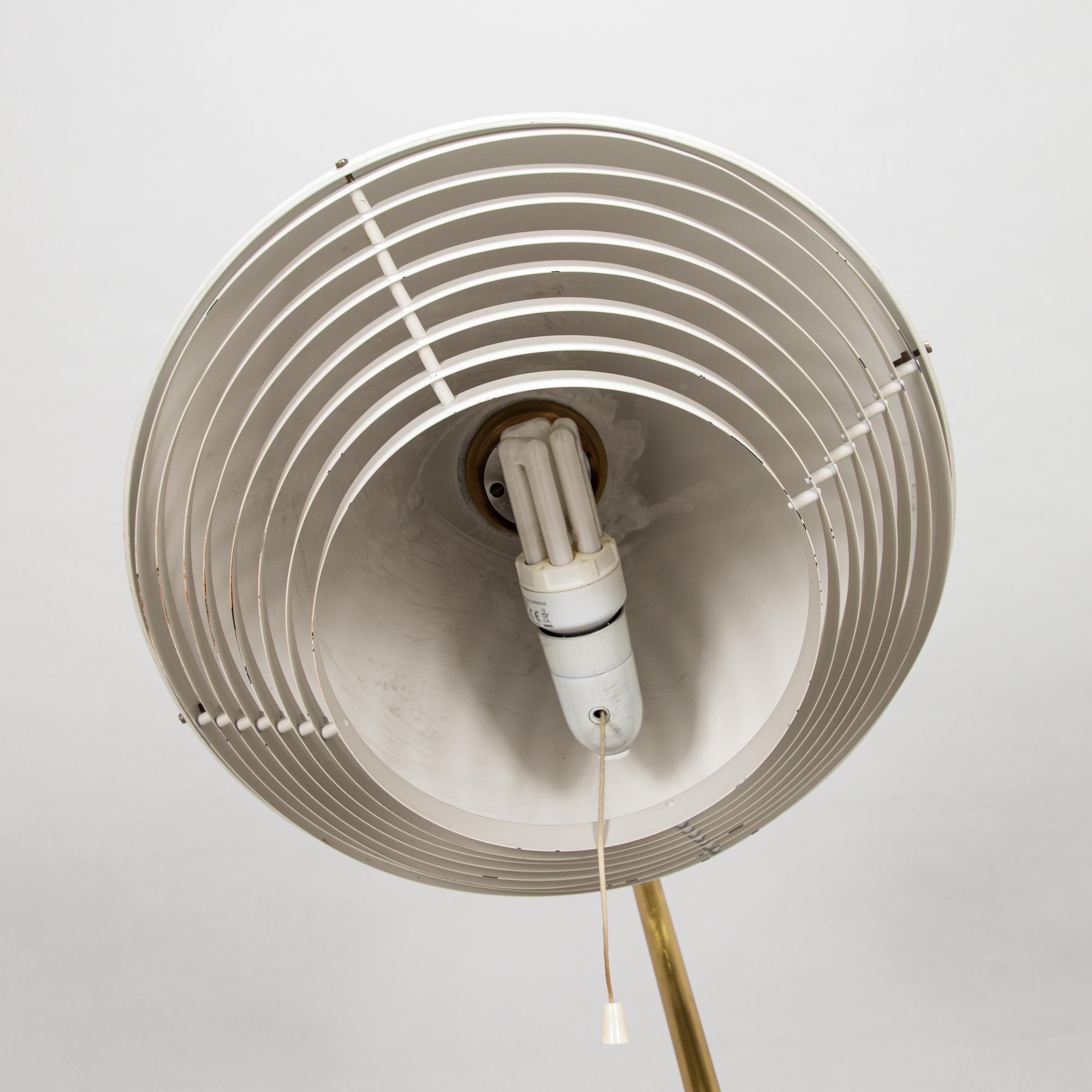 Alvar Aalto, ’A811' floorlight for Valaistustyö.