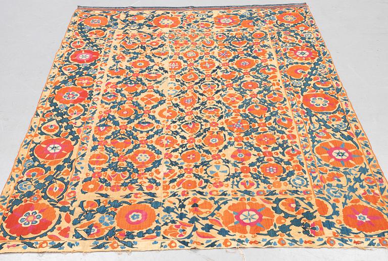 Broderi, antik Uzbekistan suzani, ca 230 x 169 cm.