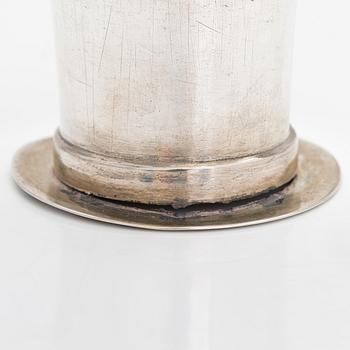 Bägare, 2 st, silver, Carl Zacharias Schultz, Tavastehus 1820, den andra möjl. Kuopio.