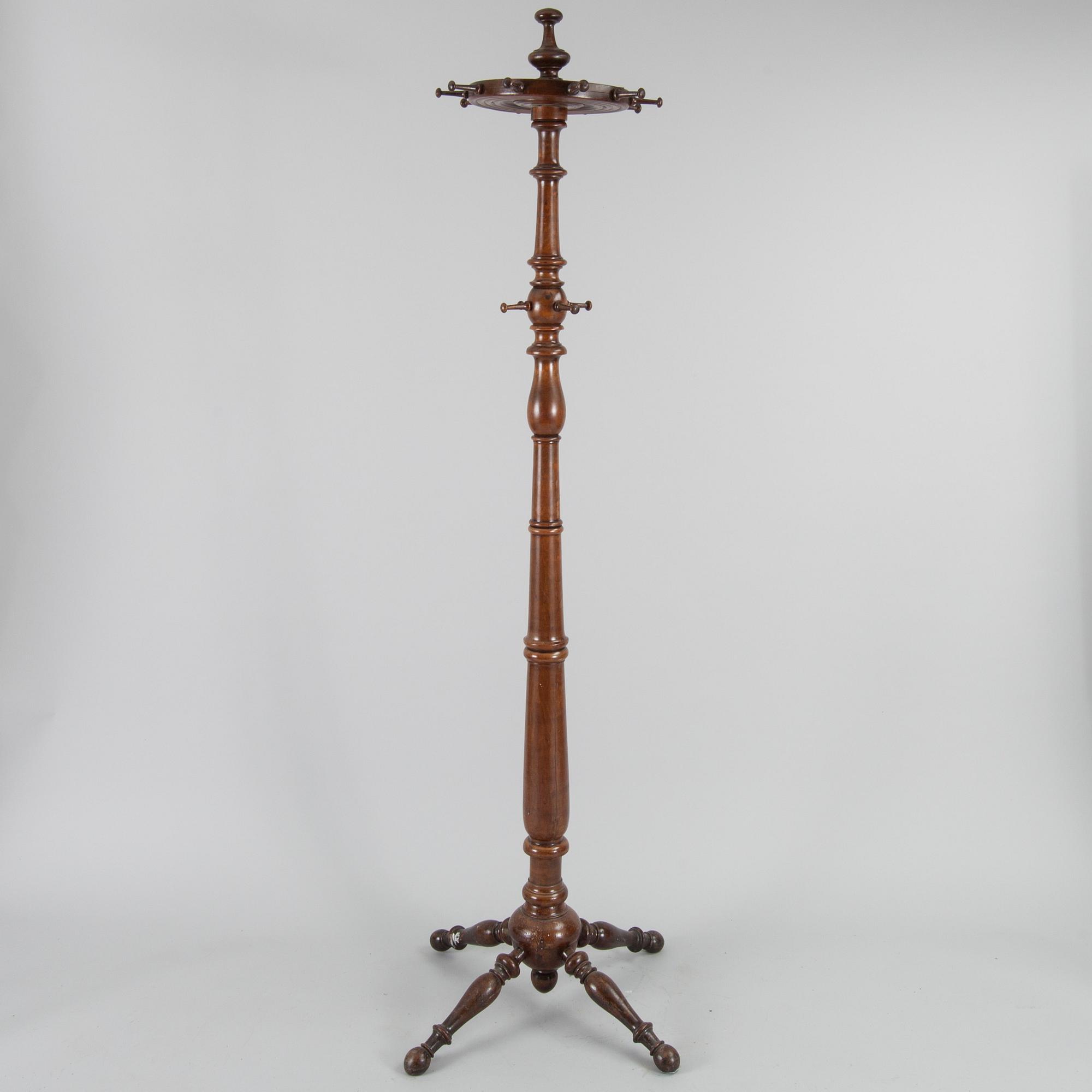 KLÄDHÄNGARE / TAMBURMAJOR, 1800-talets slut.