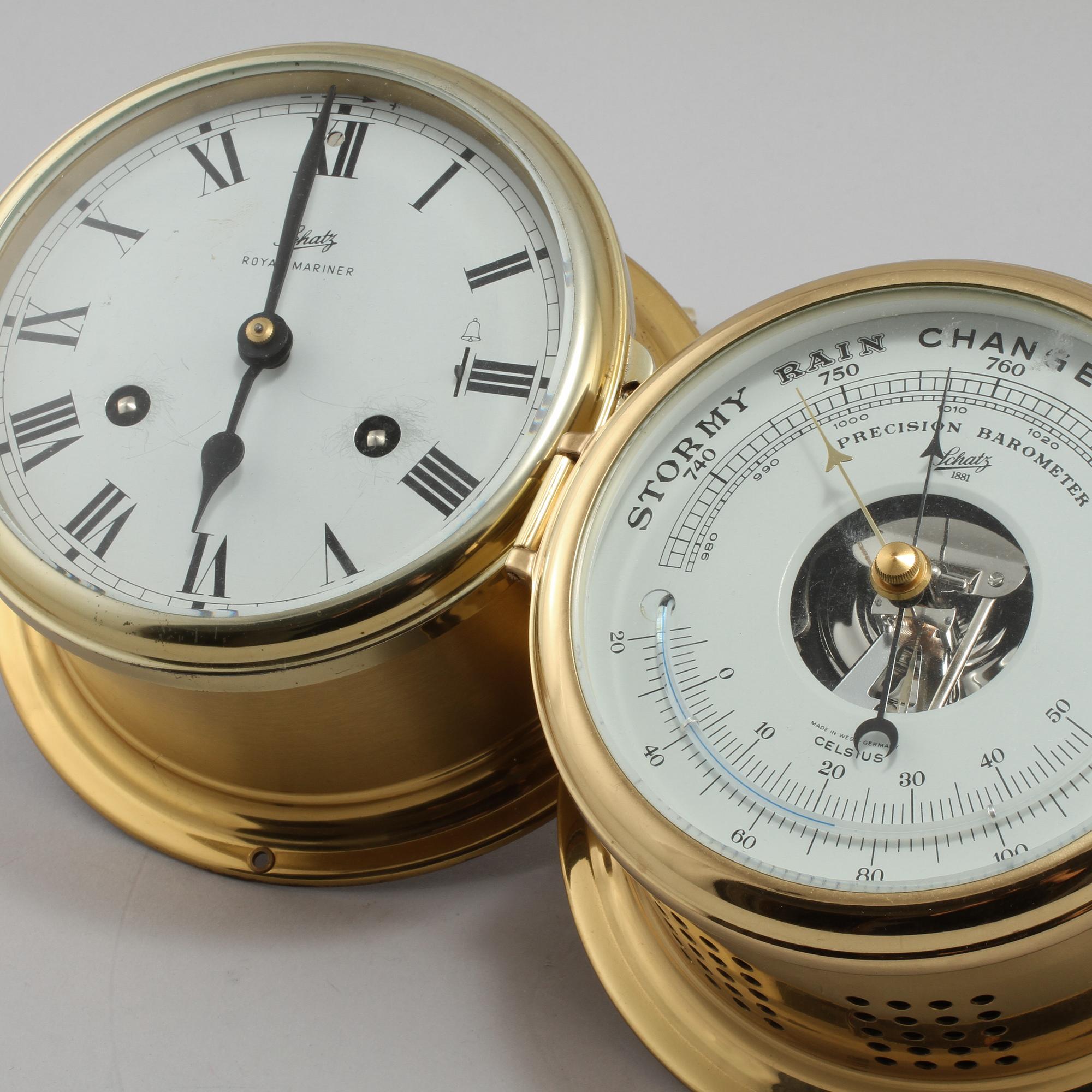 SKEPPSKLOCKOR, 2 st, samt BAROMETER, Schatz, 1900-talets andra hälft.