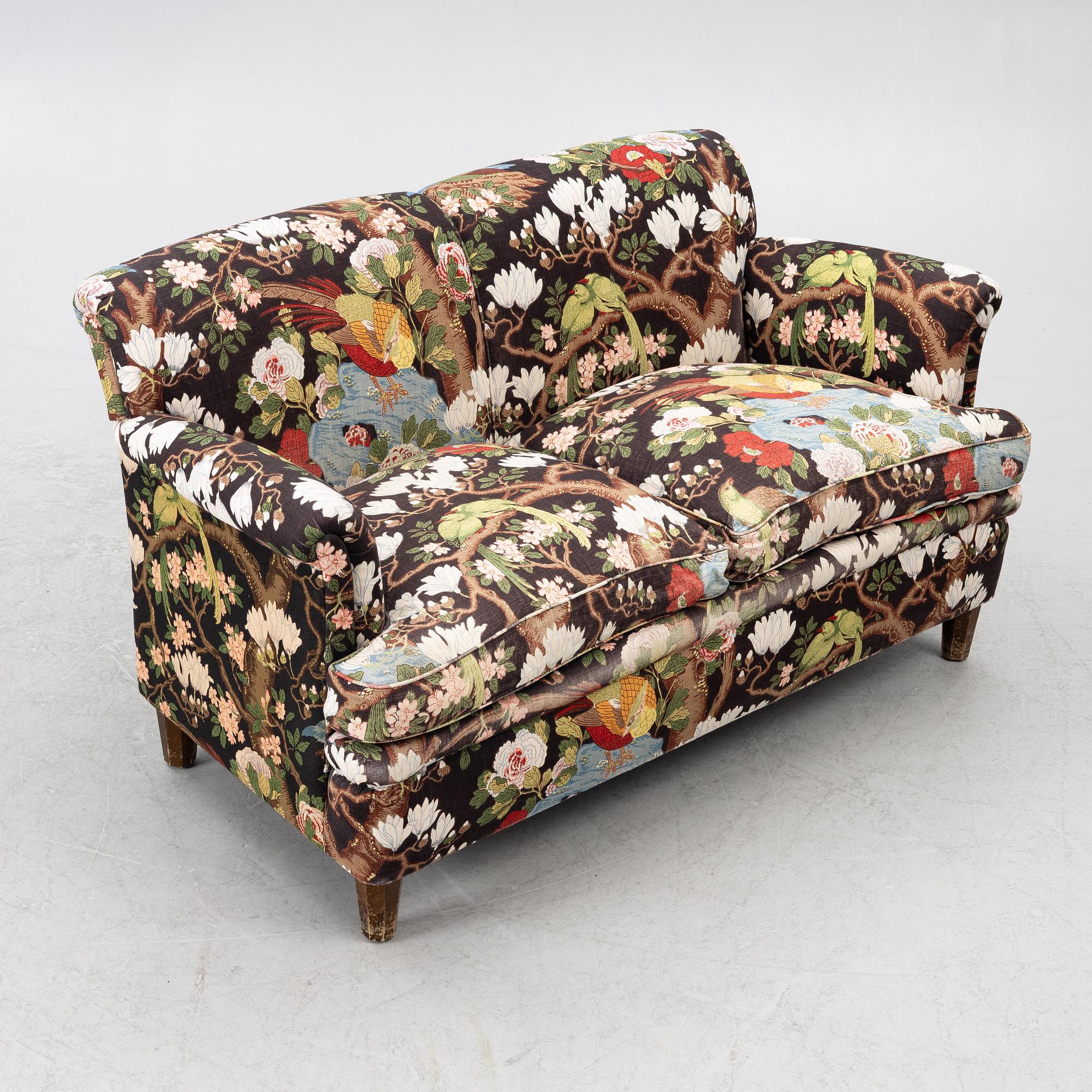 Josef Frank, sofa, model B 678, Svenskt Tenn, mid 20th century.