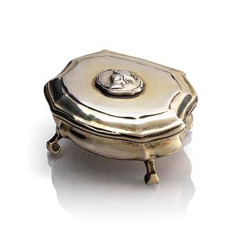 246. Breuer Martin, dosa, förgyllt silver, Augsburg 1751.