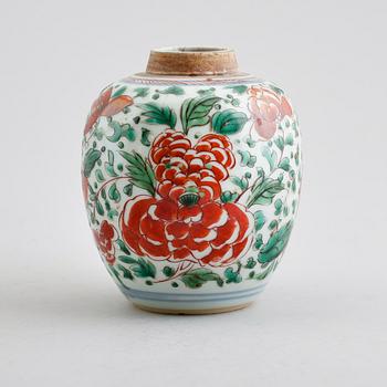 VAS, porslin, Kina, sannolikt 1600-tal.