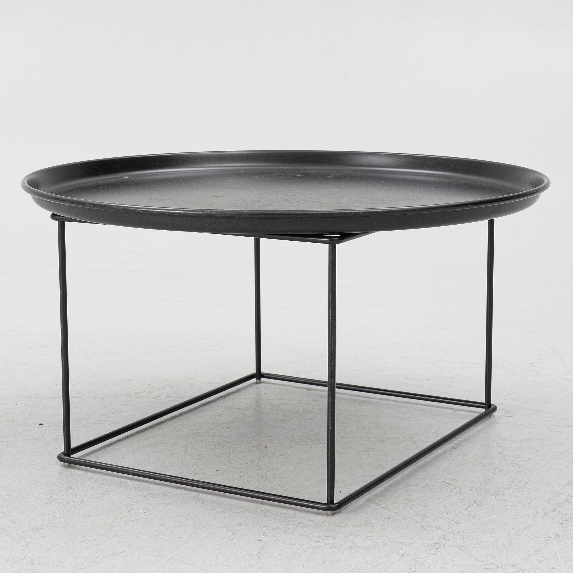 Patricia Urquiola, coffee table, "Fat-Fat", B&B Italia Maxalto, 2012.
