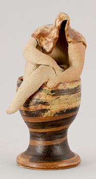 FIGURIN. Stengods, sign Lisa Larson, dat -84, Gustavsberg.