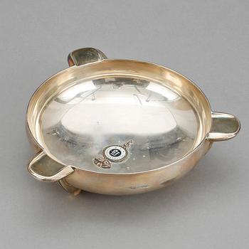 SKÅL, silver, 830 stämpel, 1900-tal. Vikt ca 548 gram.
