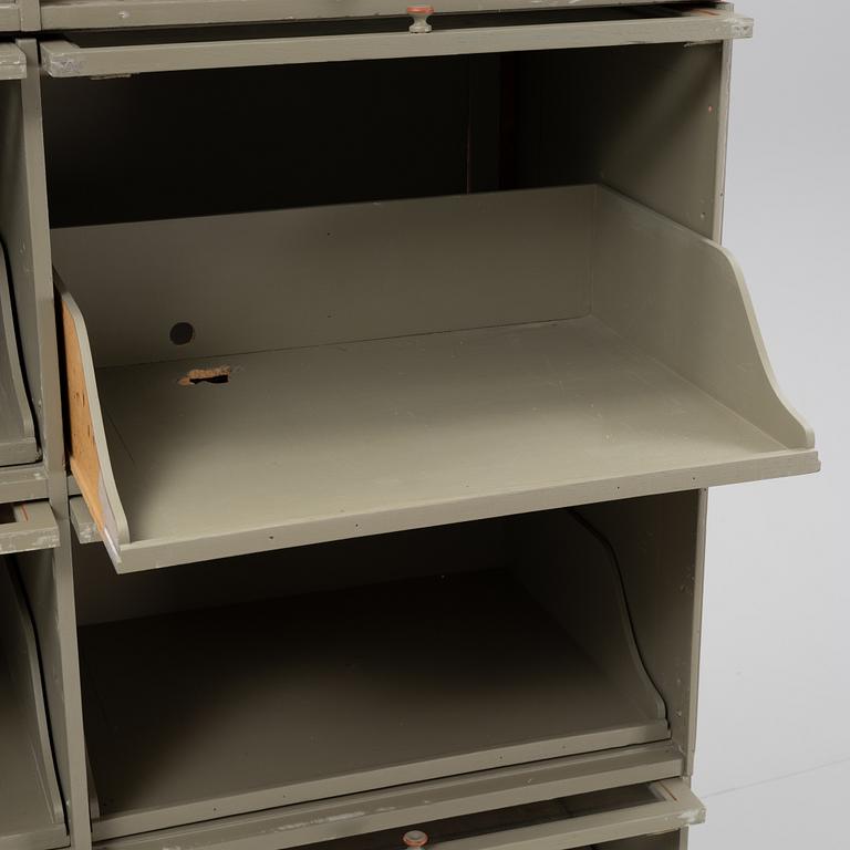 Arkivskåp / butikshylla, 1900-talets mitt.