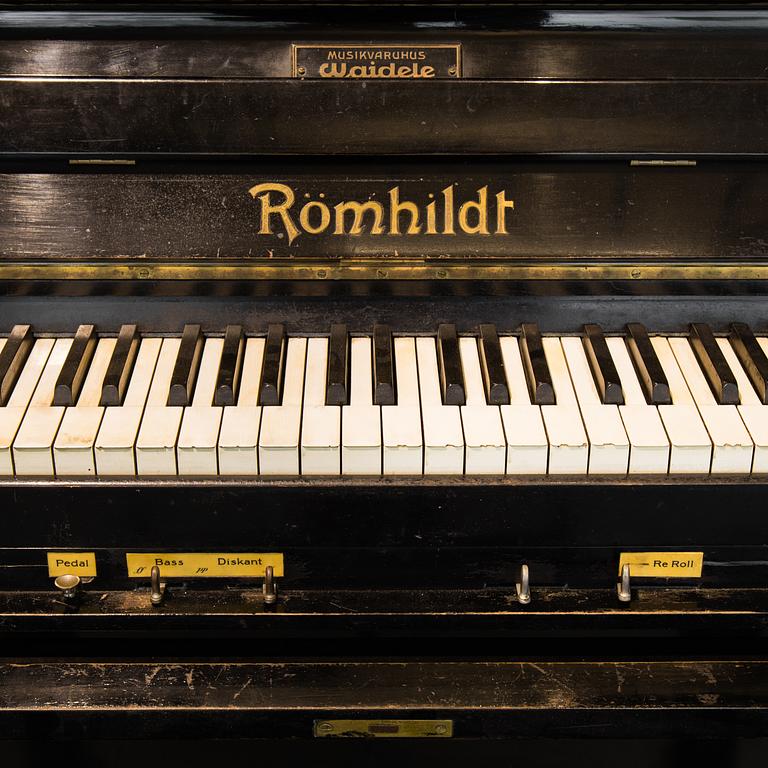 PIANO, Römhildt 'Virtuola', Weimar, Germany, early 20th Century.