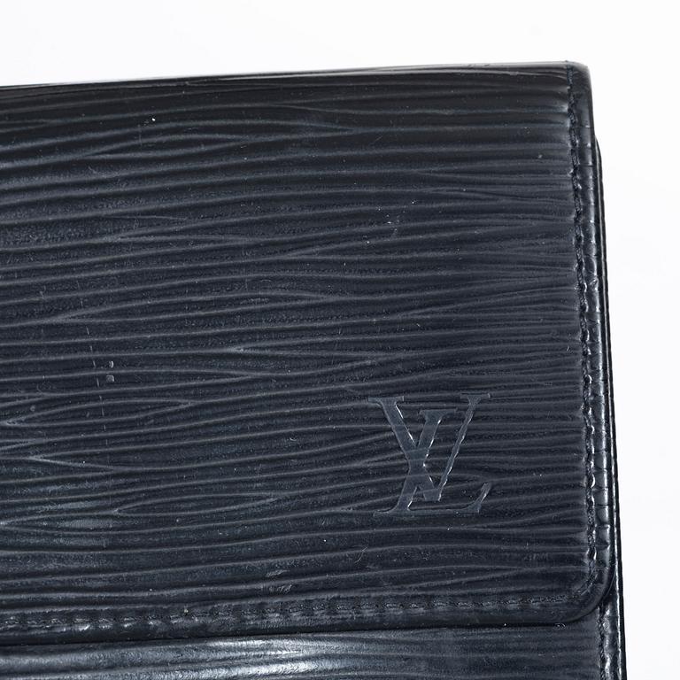 Louis Vuitton, wallet and purse/keyring.